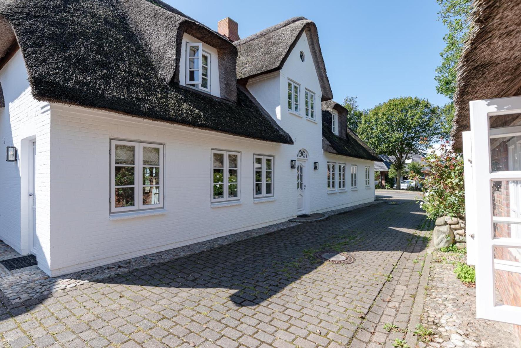 Kapitaenshaus Ost Villa Oldsum Ngoại thất bức ảnh